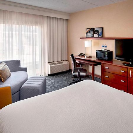 Hotel Courtyard By Marriott Hartford Windsor Airport Exterior foto