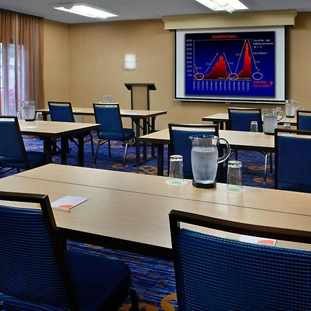 Hotel Courtyard By Marriott Hartford Windsor Airport Exterior foto